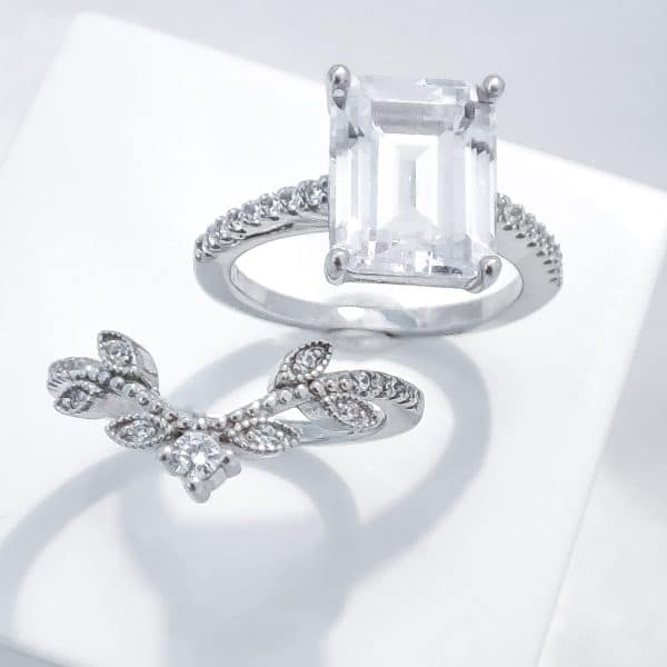 Anillo Carlota