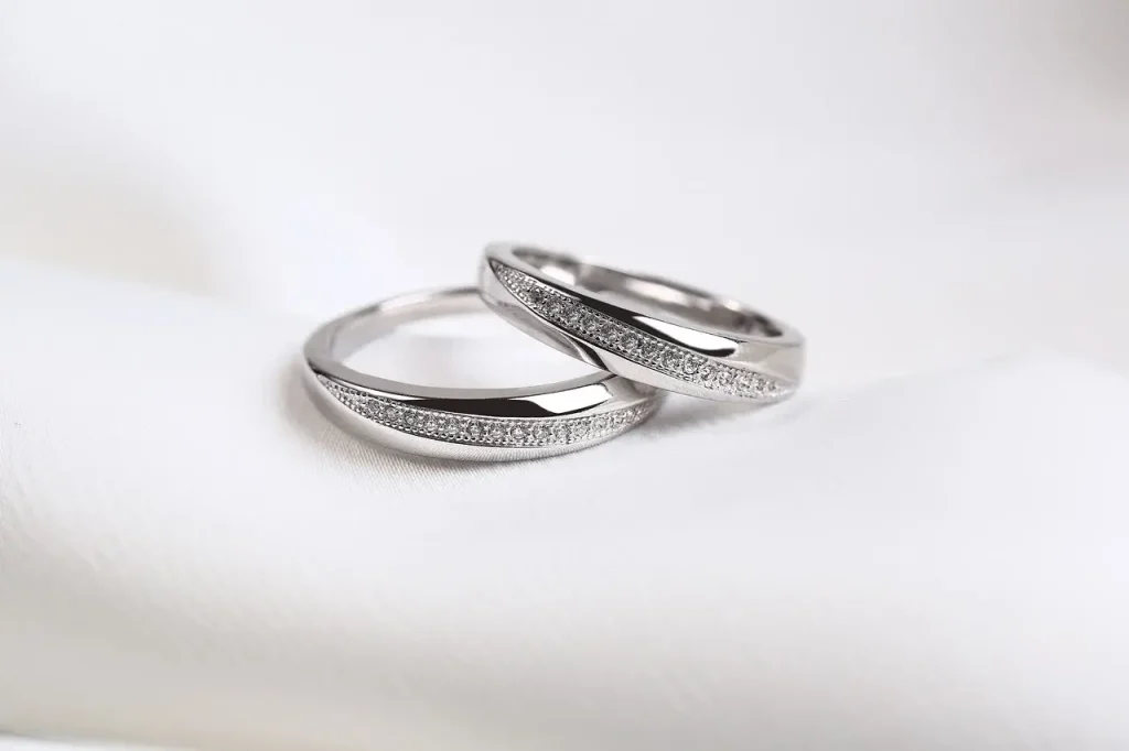 cómo saber si un anillo es de plata